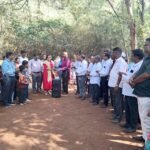 ग्रामपंचायत ओझरम येथे ग्रामस्थांच्या सहभागातून वनभोजन कार्यक्रमास गट शिक्षण अधिकारी यांची उपस्थिती